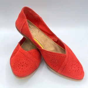 TOMS Womens Red Suede Ballet Flats Moroccan Cutout Slip On Pointed Toe Size 8M